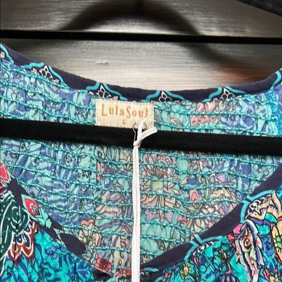 Lulu's Women's Blue Floral Top/New - Picture 2 of 3